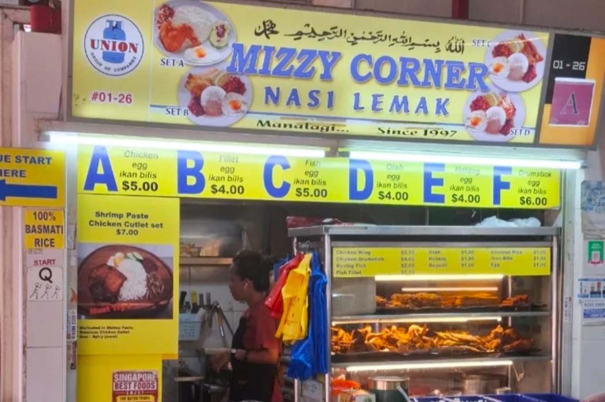 Mizzy Corner Nasi Lemak stall at #01-26 with set meals from S$4 to S$6