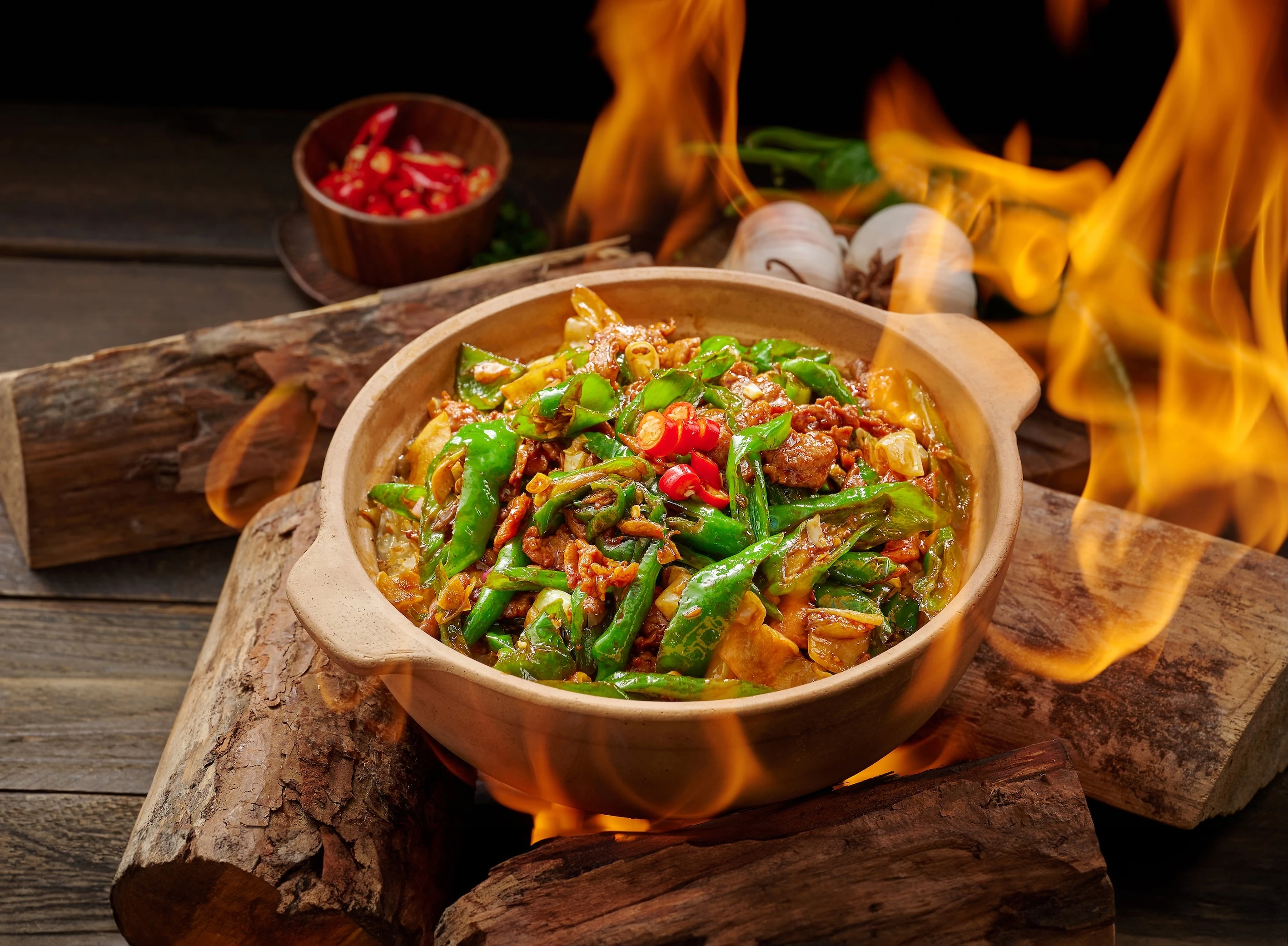 Ai Shan Claypot Express claypot rice with crispy rice crust, first-in-Singapore outlet at Food Republic Jewel Changi