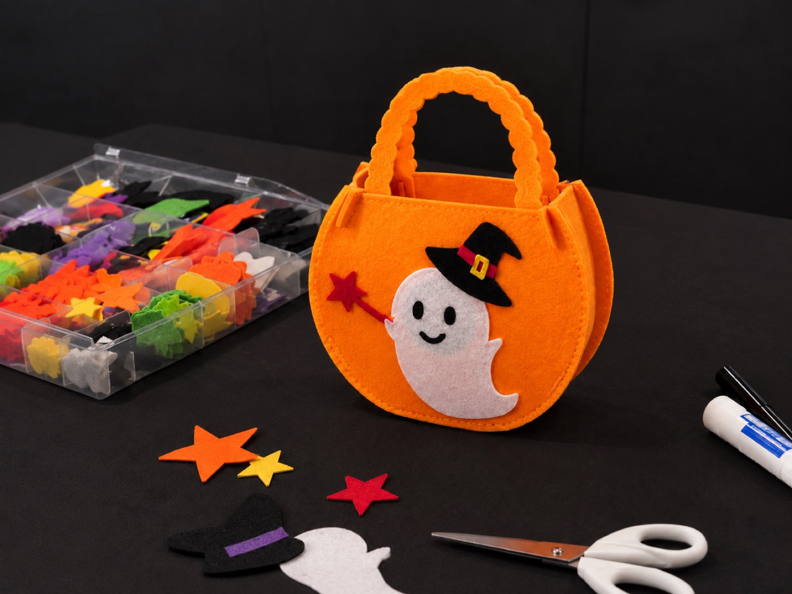 Decorate-your-own pumpkin trick-or-treat bag workshop at Jewel CES