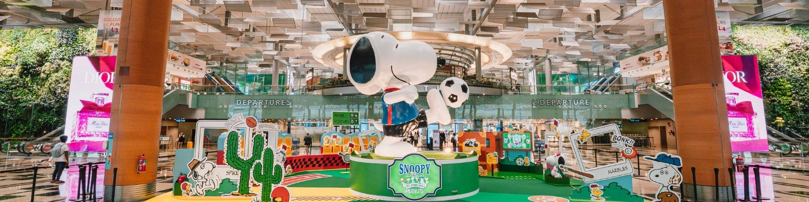 Four Peanuts Photo Spots at Changi Airport: Where to Find Snoopy This July